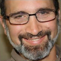 “Ian's a pro at enthusiastically showing business owners how to increase business relationship communication and value. His seminars (and book) have been an invaluable asset for the growth of my company.” -- David L., President – Libby Communications, Inc.